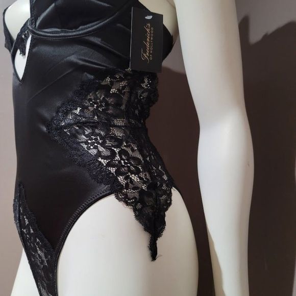 Fredericks of Hollywood Parissa Satin Teddy Lingerie - Picture 4 of 16